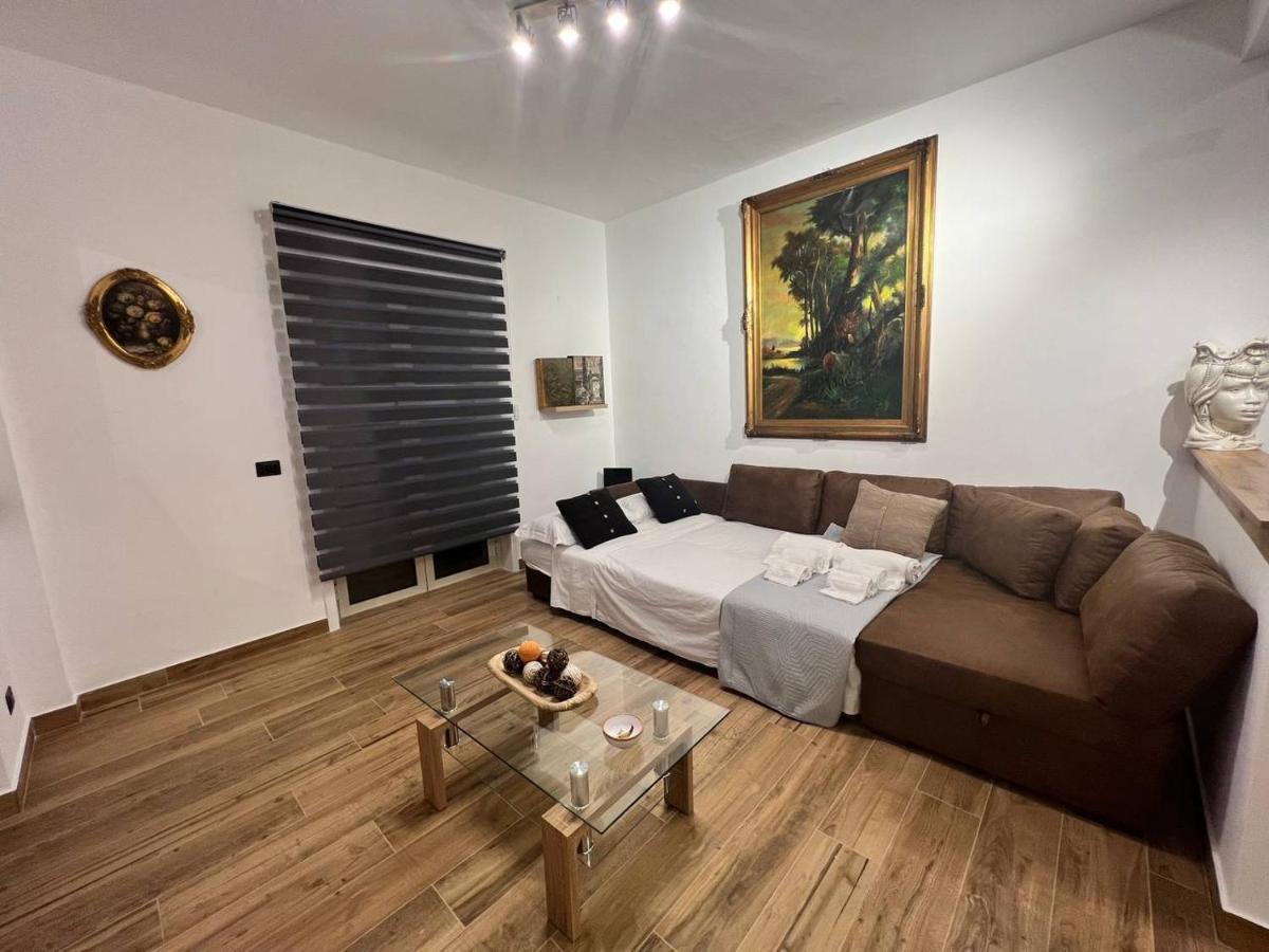 Carrubba'S Luxury Home San Giovanni La Punta Exterior photo